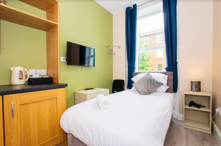 Quay 8 Bed & Breakfast Londonderry Exterior photo